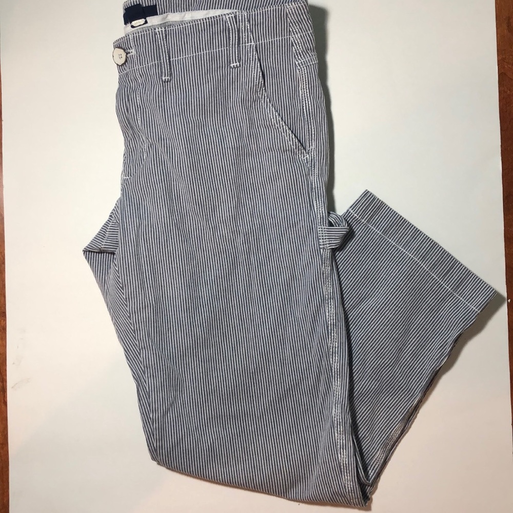 Women Gap striped pants🦓